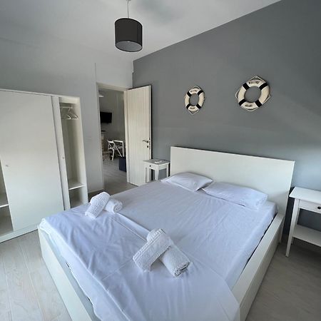 La Casa Al Mare Aparthotel Moles Kalyves Exteriör bild