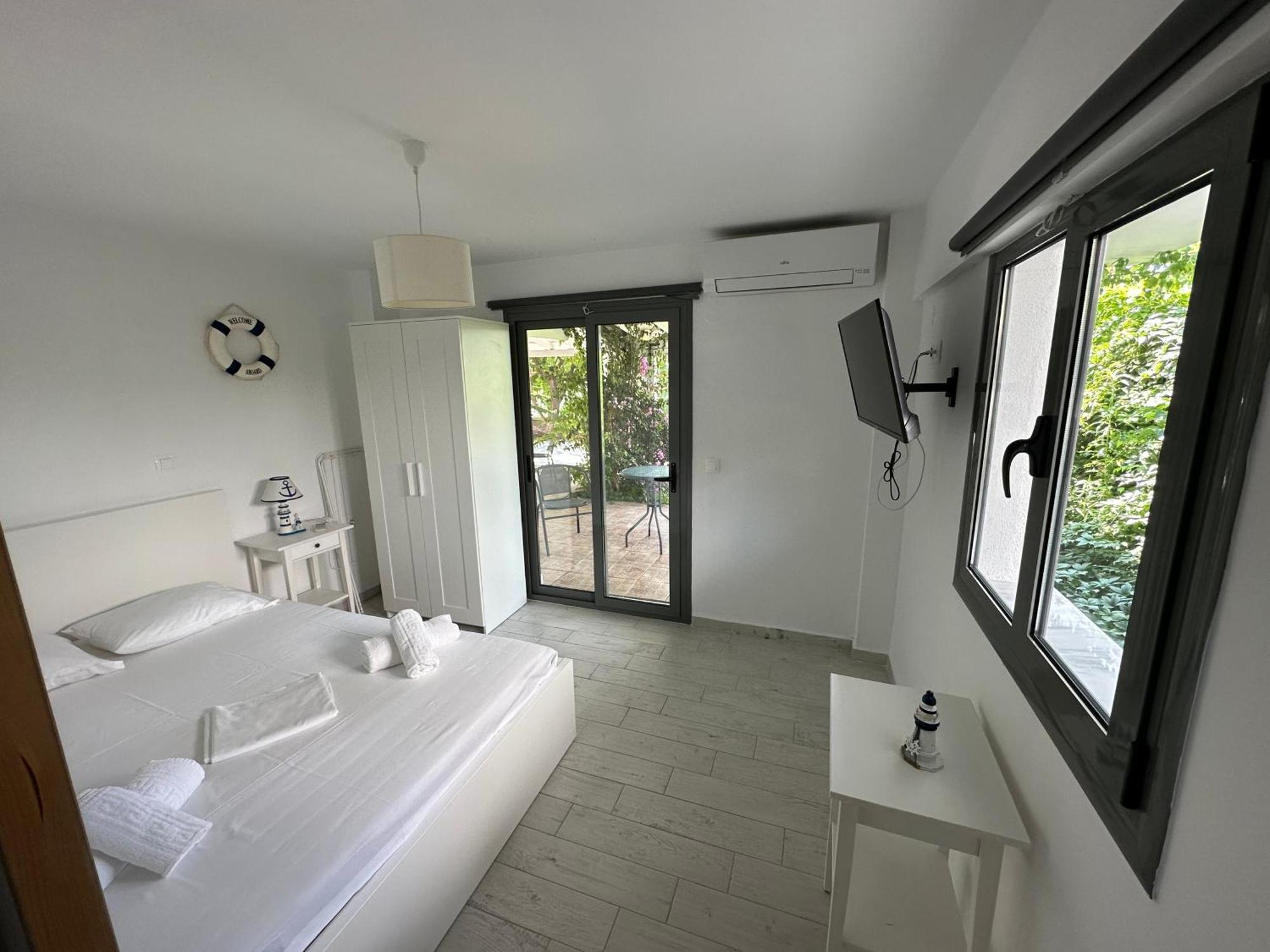 La Casa Al Mare Aparthotel Moles Kalyves Exteriör bild