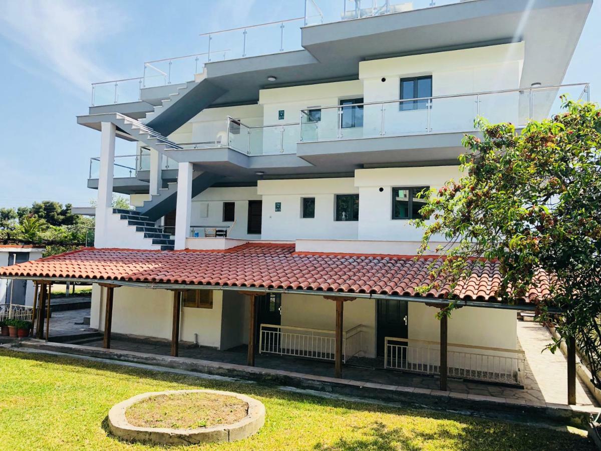 La Casa Al Mare Aparthotel Moles Kalyves Exteriör bild